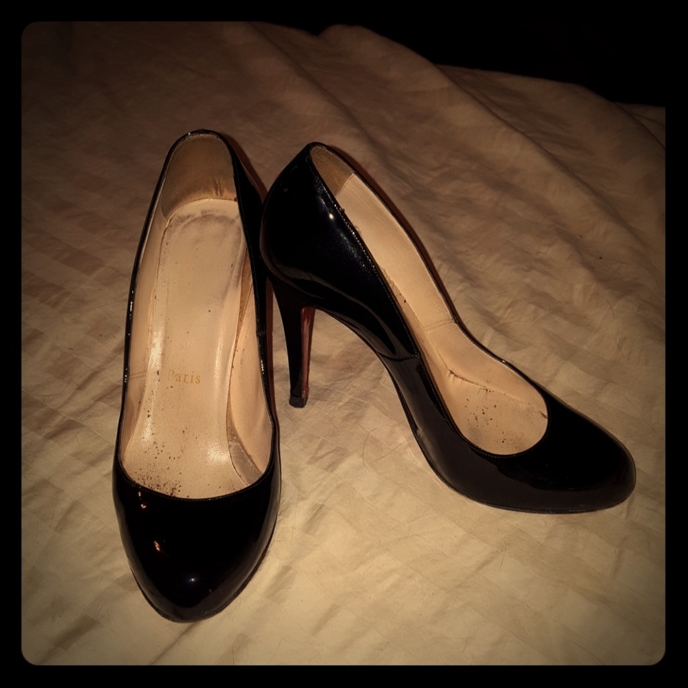 Christian Louboutin Patent Black Pumps Sz 37.5